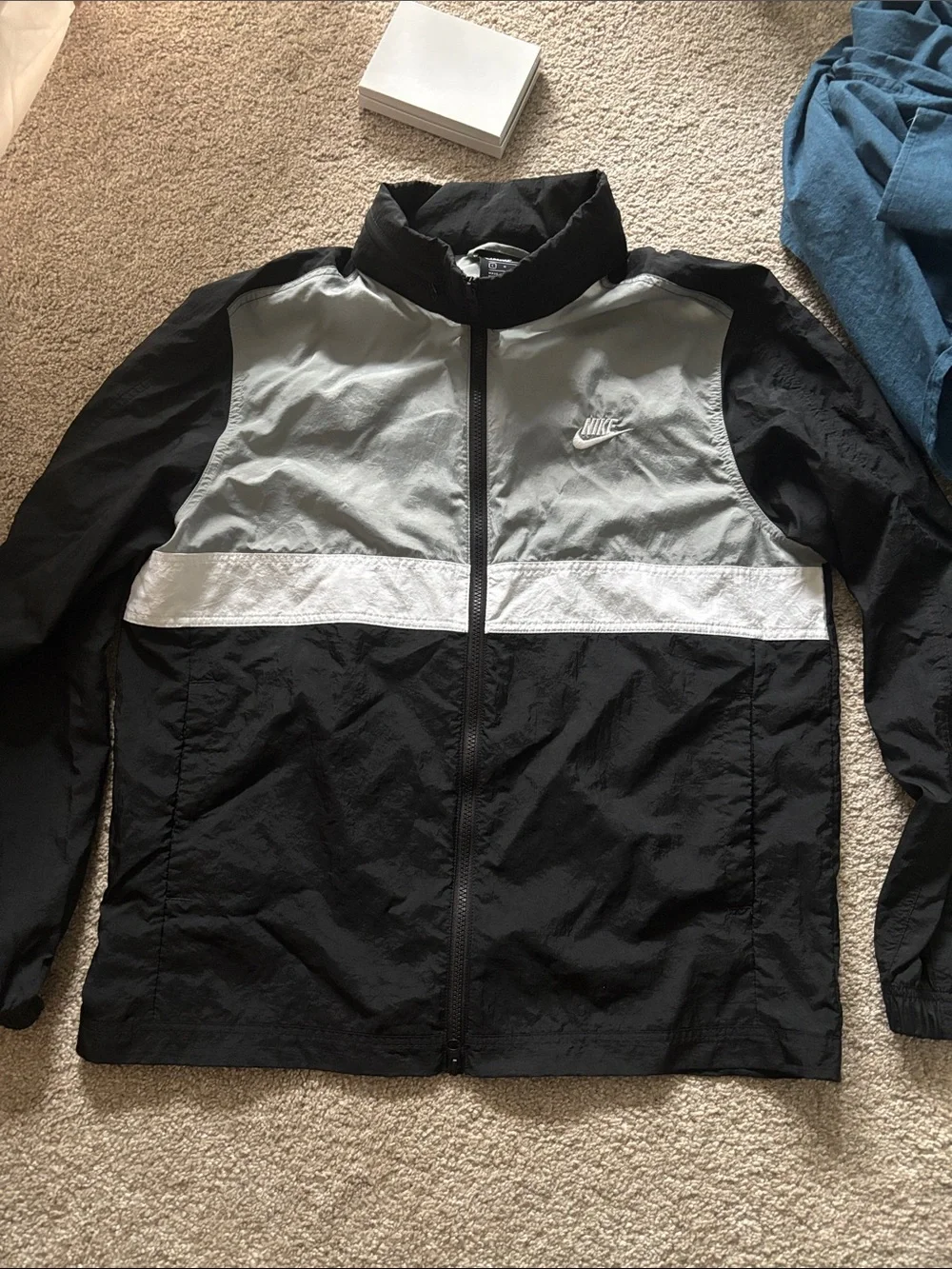 Nike Men’s Black, Gray & White Colorblock Windbreaker Jacket